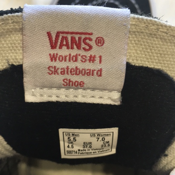 Unisex Vans Sneakers - Picture 8 of 8